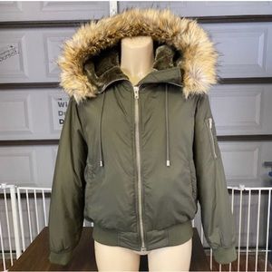 Forever 21 Bomber oversized fur hooded Jacket Olive Size Large